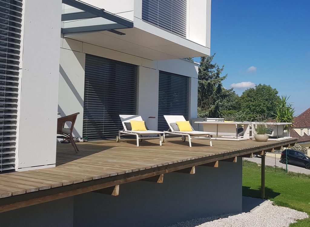 RMB Avantgarde - terasa z nadstreškom